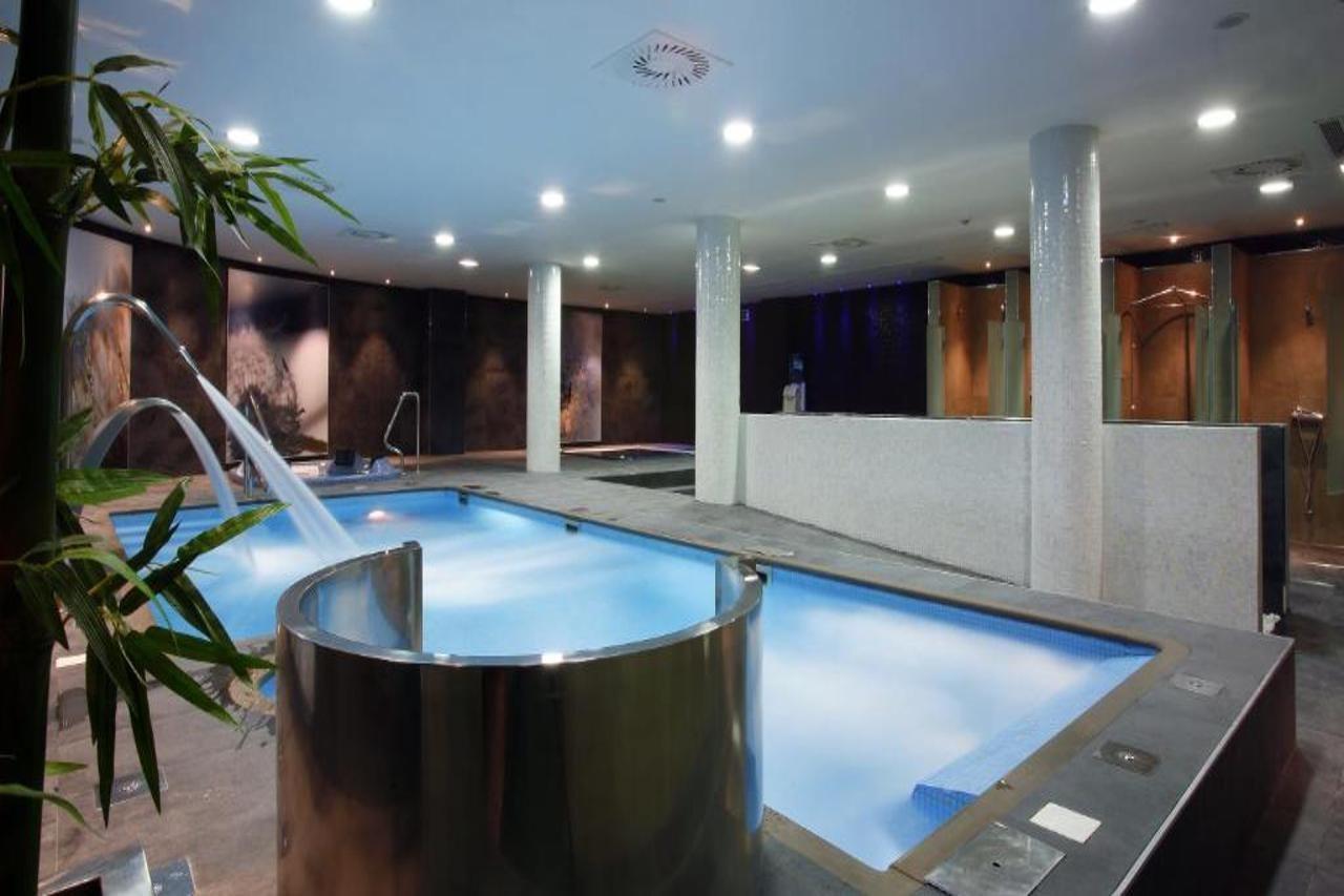 Azz Asturias Langrehotel & 4* Langreo