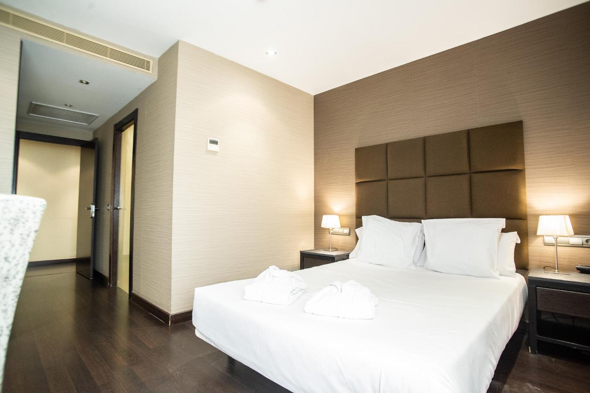 Azz Asturias Langrehotel &